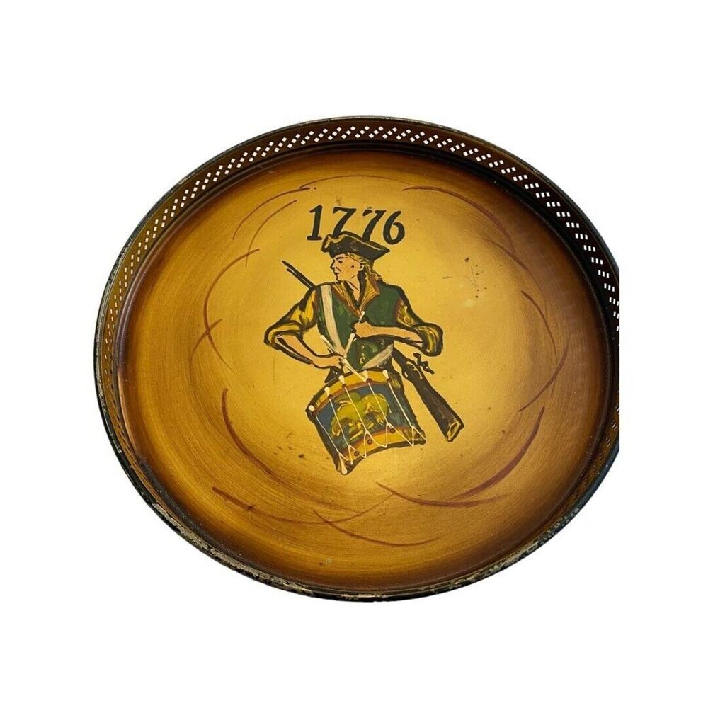 1776 Round Serving Tray Metal Painted Vintage